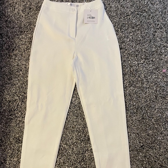 White cigarette trouser - Picture 2 of 3